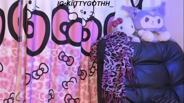 Image 7 of kittygoth_ Stream on Chaturbate on 1 month ago