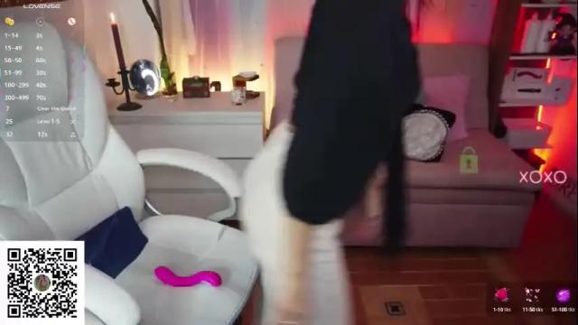 Image 8 of kittygrey Stream on Chaturbate on 20 days ago