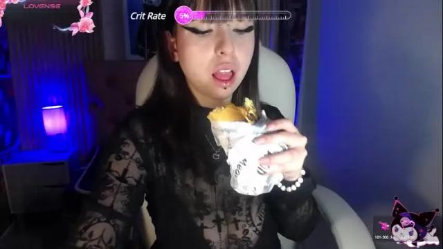 Image 3 of kittyhouse_hs Stream on Chaturbate on 1 month ago