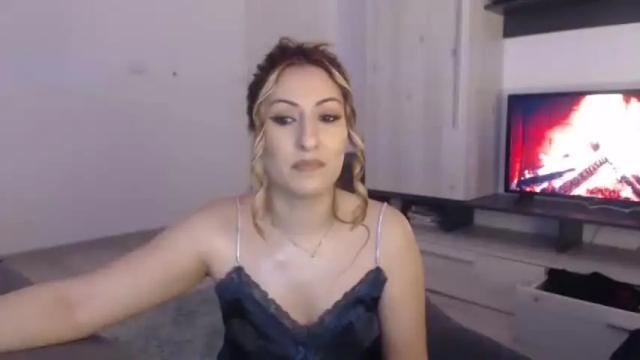 Image 6 of kittyhungryonlyf Stream on Chaturbate on 19 months ago