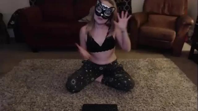 Image 2 of kittykat_muse Stream on Chaturbate on 20 months ago