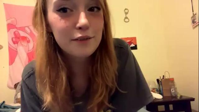 Image 2 of kittyme0ws Stream on Chaturbate on 5 months ago