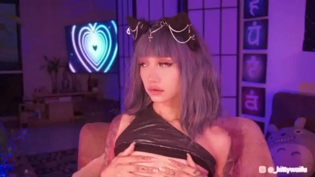 Image 10 of kittymolly_ Stream on Chaturbate on 19 months ago