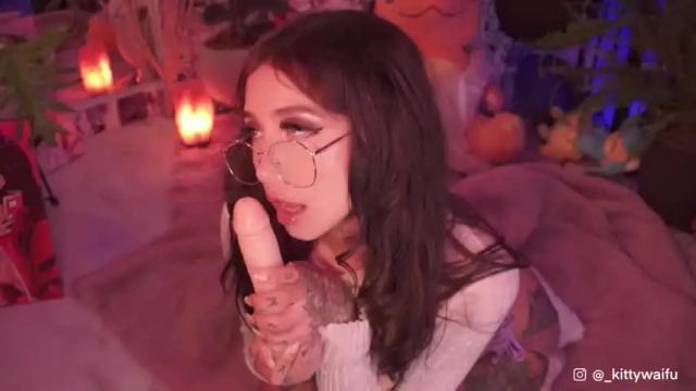 Image 7 of kittymolly_ Stream on Chaturbate on 19 months ago