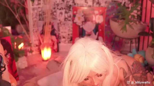 Image 4 of kittymolly_ Stream on Chaturbate on 18 months ago
