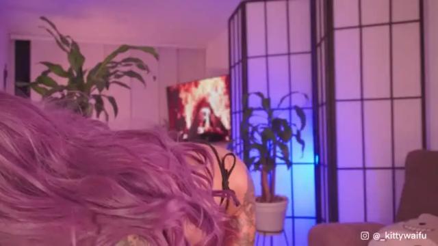 Image 6 of kittymolly_ Stream on Chaturbate on 18 months ago