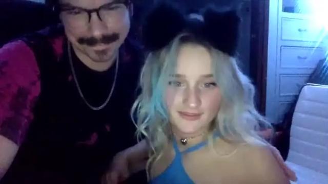 Image 8 of kittyndaddy757458 Stream on Chaturbate on 16 months ago