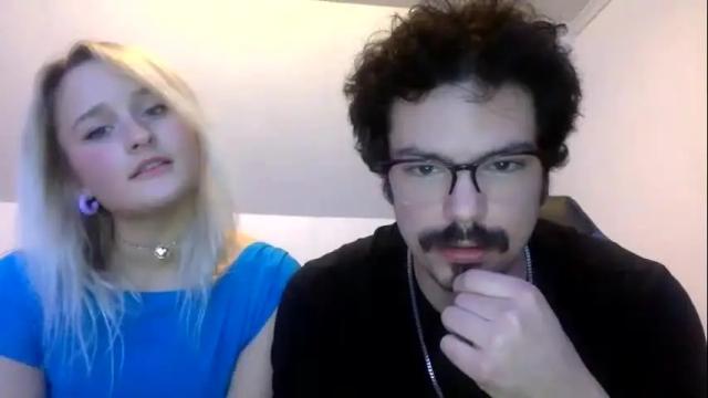 Image 3 of kittyndaddy757458 Stream on Chaturbate on 18 months ago