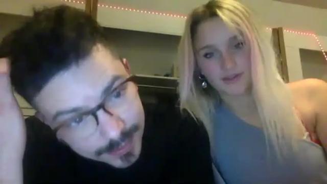 Image 11 of kittyndaddy757458 Stream on Chaturbate on 16 months ago