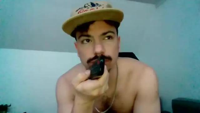 Image 12 of kittyndaddy757458 Stream on Chaturbate on 17 months ago