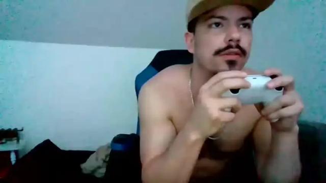 Image 7 of kittyndaddy757458 Stream on Chaturbate on 17 months ago