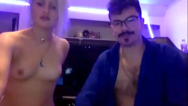 Image 4 of kittyndaddy757458 Stream on Chaturbate on 15 months ago