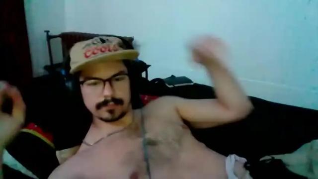 Image 4 of kittyndaddy757458 Stream on Chaturbate on 15 months ago