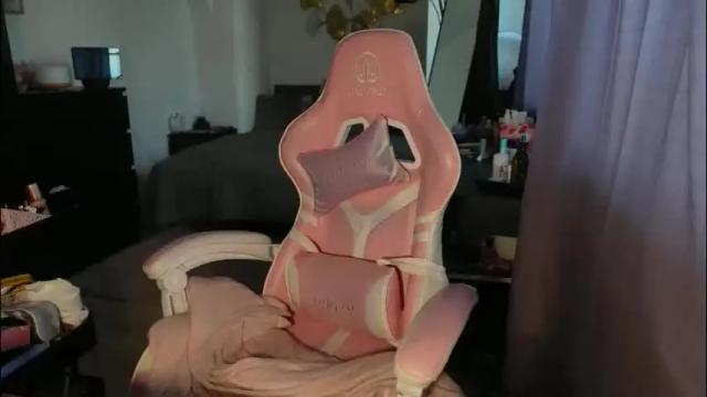 Image 8 of kittysxkat Stream on Chaturbate on 5 months ago