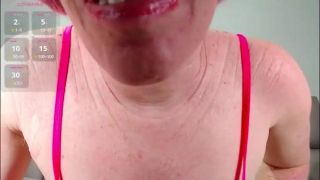 Image 10 of kittywhiteass Stream on Chaturbate on 1 month ago