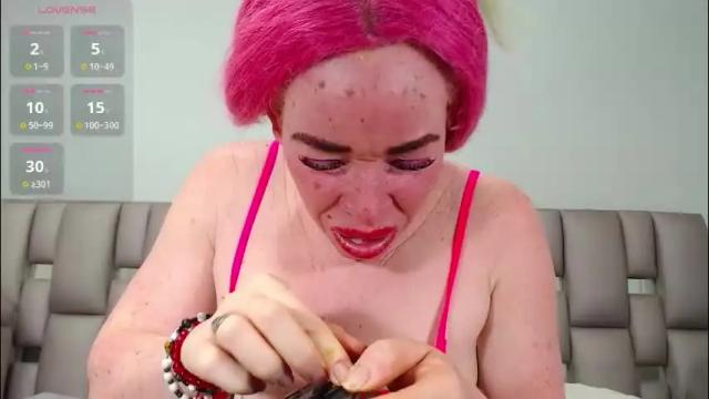 Image 11 of kittywhiteass Stream on Chaturbate on 1 month ago