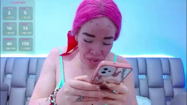 Thumbnail 3, kittywhiteass's Stream at Chaturbate, 29 days ago