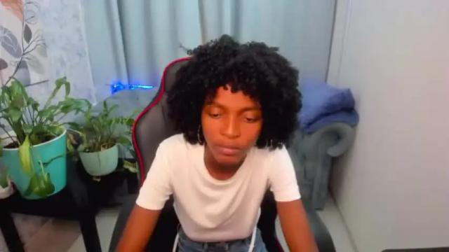 Image 8 of kittywilll Stream on Chaturbate on 19 months ago
