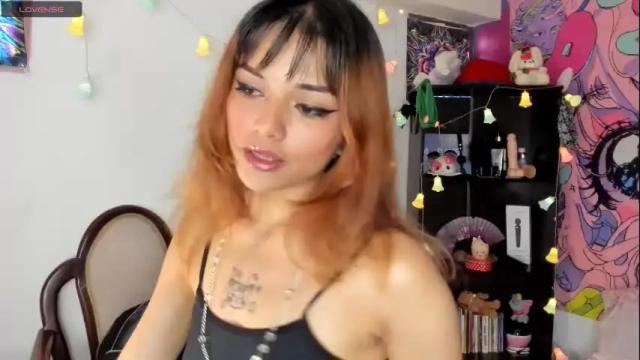 Image 4 of kittyzenn Stream on Chaturbate on 1 month ago