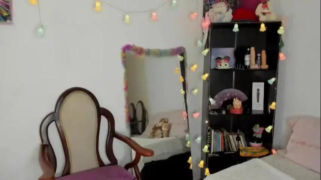 Image 3 of kittyzenn Stream on Chaturbate on 8 days ago