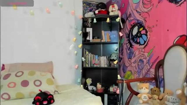 Image 12 of kittyzenn Stream on Chaturbate on 2 months ago