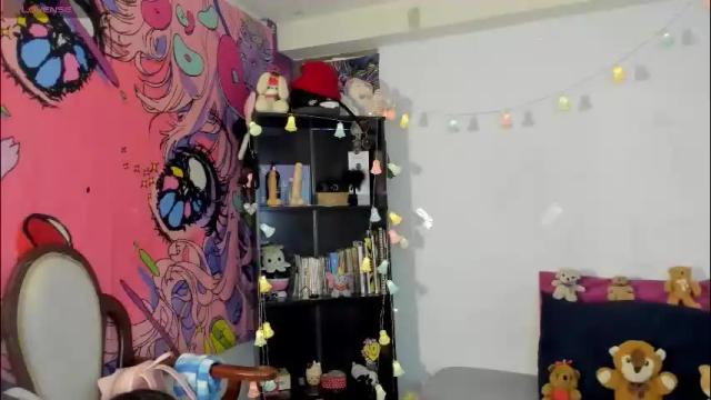 Image 3 of kittyzenn Stream on Chaturbate on 1 month ago