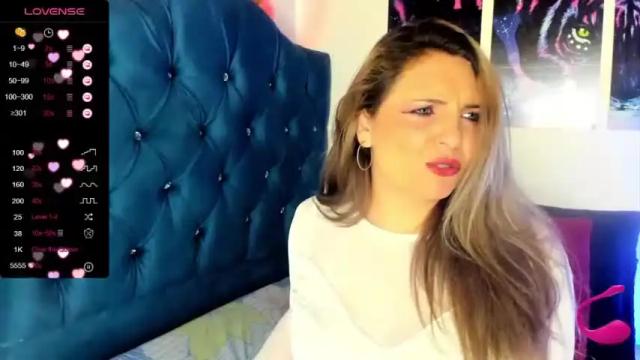 Image 12 of kitycoleman_ Stream on Chaturbate on 15 months ago