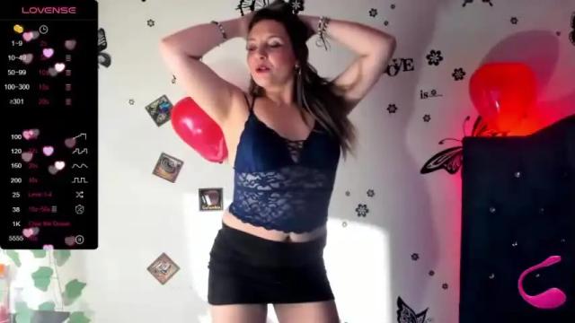 Image 6 of kitycoleman_ Stream on Chaturbate on 15 months ago