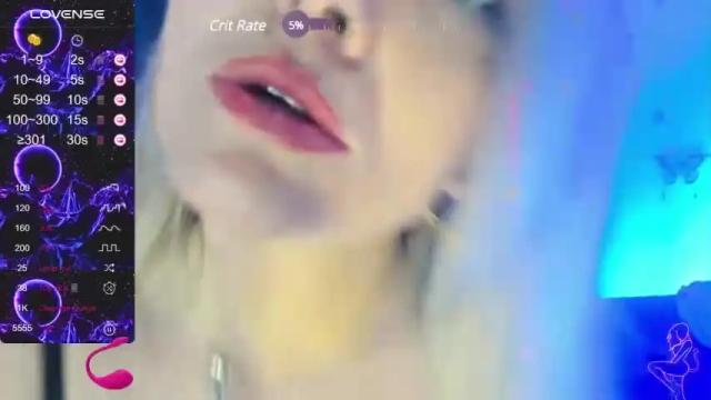 Image 3 of kitycoleman_ Stream on Chaturbate on 14 months ago