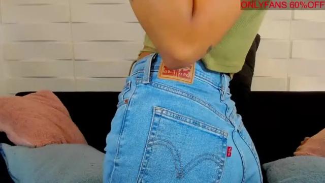 Image 7 of kkandcc Stream on Chaturbate on 15 months ago