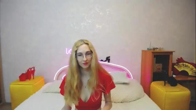Image 2 of klaryevans Stream on Chaturbate on 1 month ago