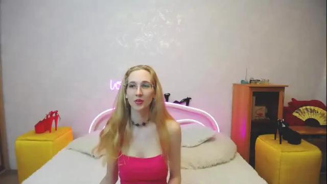 Image 2 of klaryevans Stream on Chaturbate on 1 month ago