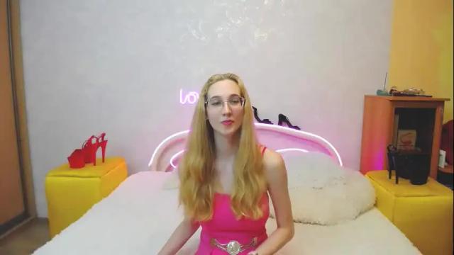 Image 11 of klaryevans Stream on Chaturbate on 1 month ago