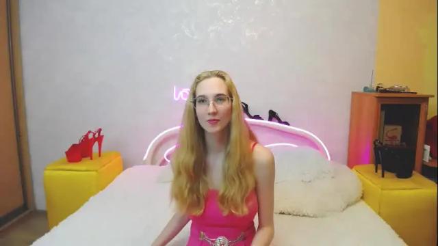 Image 12 of klaryevans Stream on Chaturbate on 1 month ago