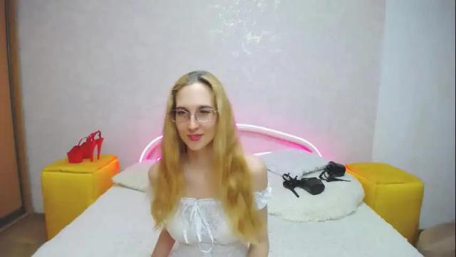 Image 2 of klaryevans Stream on Chaturbate on 13 days ago
