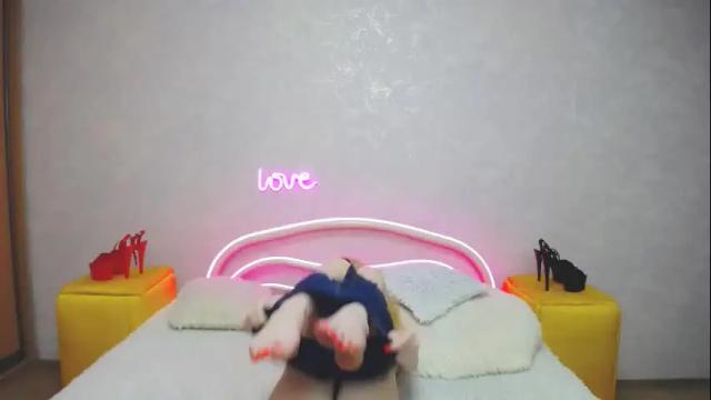 Image 10 of klaryevans Stream on Chaturbate on 2 days ago