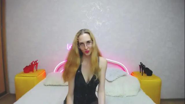 Image 11 of klaryevans Stream on Chaturbate on 2 days ago