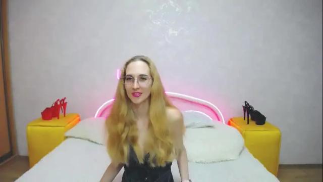Image 3 of klaryevans Stream on Chaturbate on 2 days ago