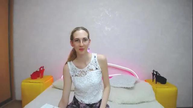 Image 12 of klaryevans Stream on Chaturbate on 1 month ago