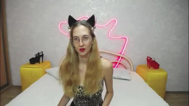 Image 4 of klaryevans Stream on Chaturbate on 1 month ago