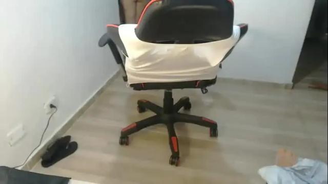 Image 11 of klauss_123 Stream on Chaturbate on 1 month ago
