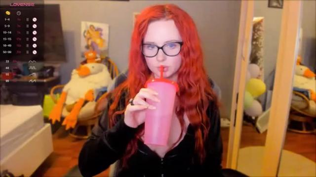Image 10 of klementinagirl Stream on Chaturbate on 13 months ago
