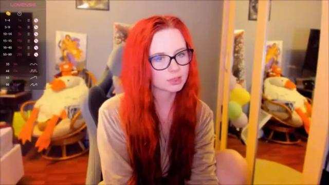 Image 10 of klementinagirl Stream on Chaturbate on 13 months ago