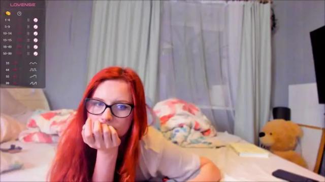Image 11 of klementinagirl Stream on Chaturbate on 13 months ago