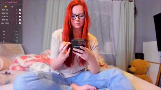 Image 12 of klementinagirl Stream on Chaturbate on 13 months ago
