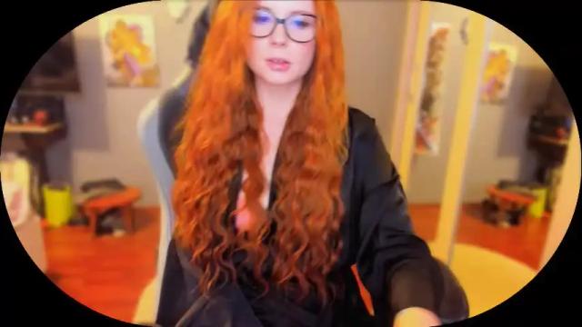 Image 10 of klementinagirl Stream on Chaturbate on 1 month ago