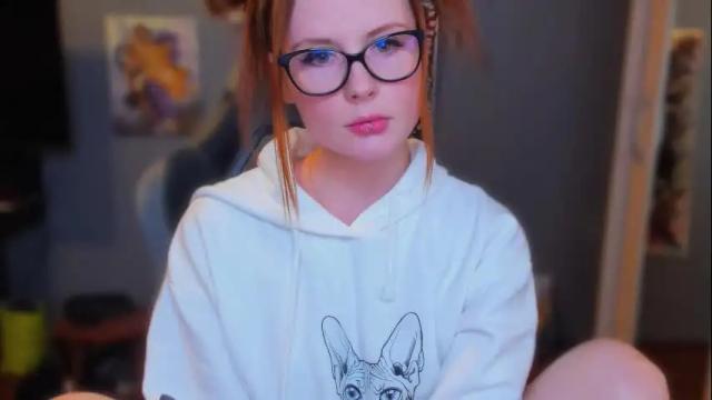 Image 4 of klementinagirl Stream on Chaturbate on 1 month ago