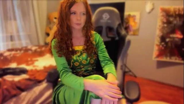 Image 6 of klementinagirl Stream on Chaturbate on 4 days ago