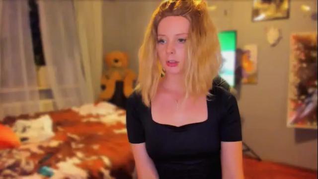 Image 7 of klementinagirl Stream on Chaturbate on 4 months ago