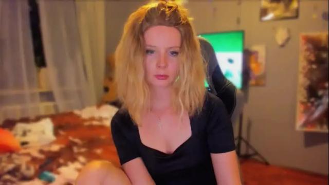 Image 8 of klementinagirl Stream on Chaturbate on 4 months ago